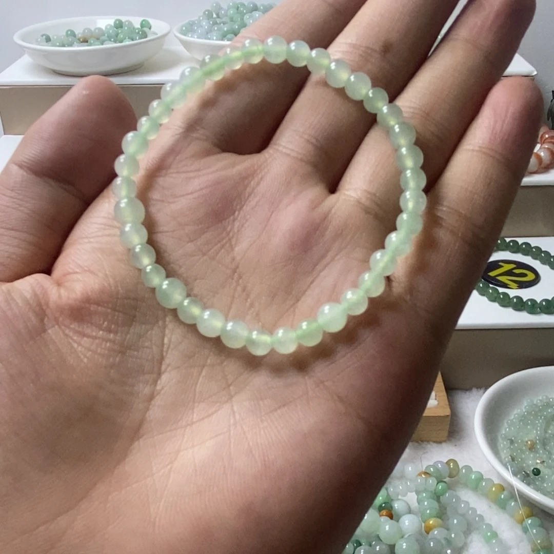 翡翠未镶嵌手链冰种晴绿圆珠卡5
