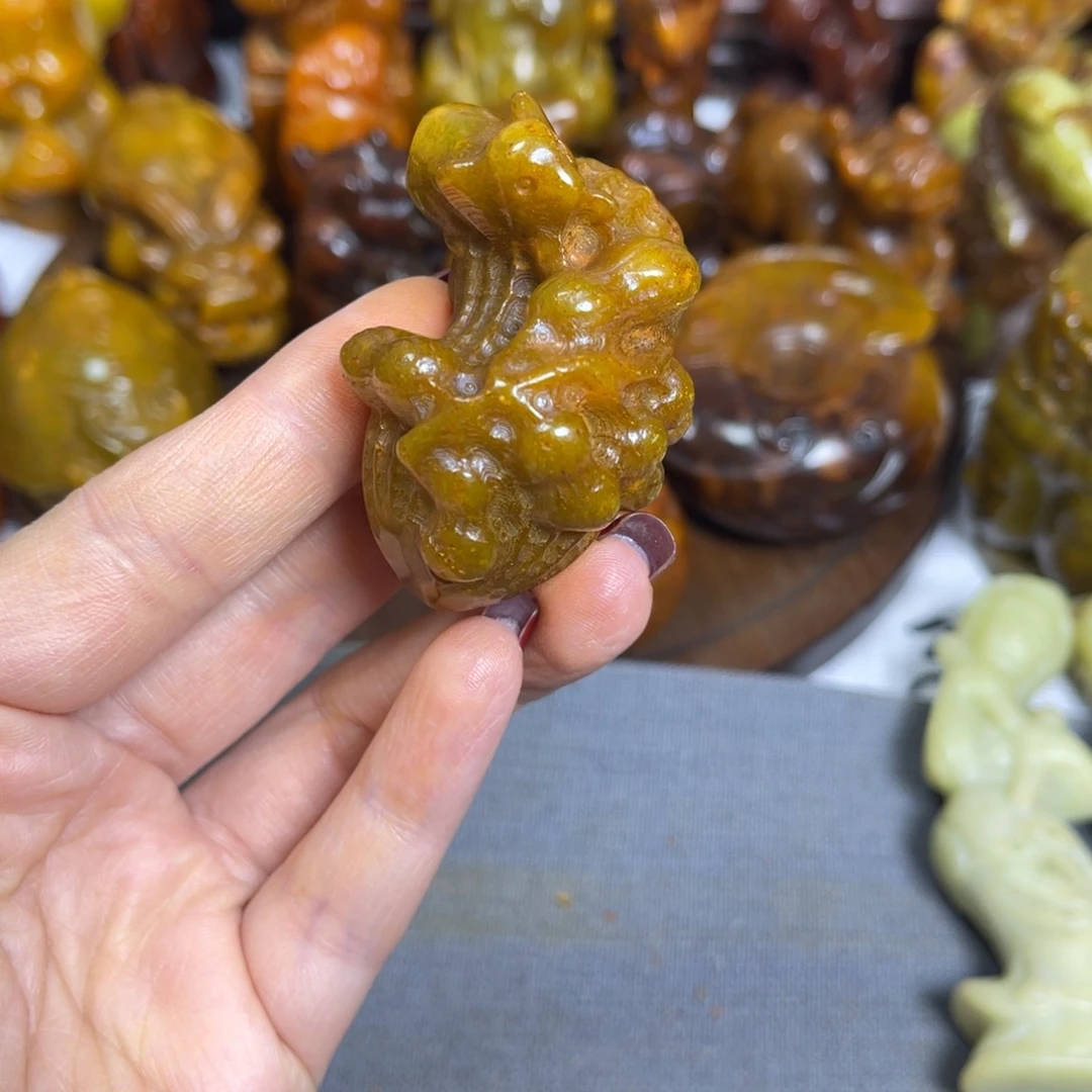 蛇纹石玉合金颈饰