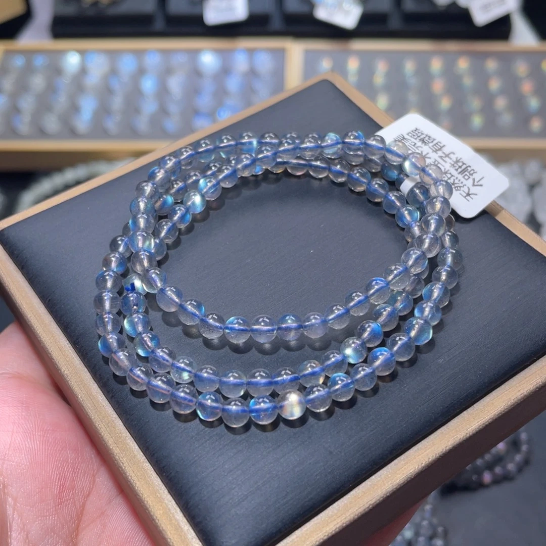 玉****手链长石未镶嵌灰月光炫彩拉长石手链多圈5mm