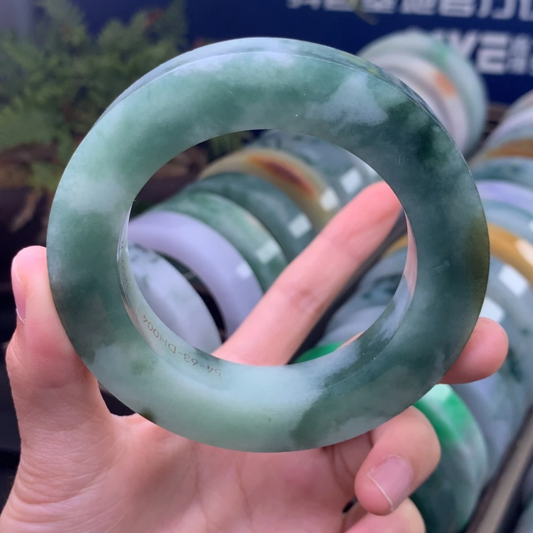 定制翡翠未镶嵌手镯定制不退不换