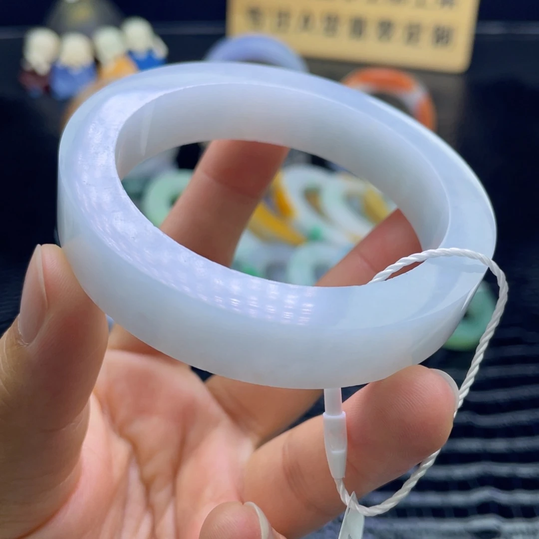 未镶嵌翡翠定制翡翠
