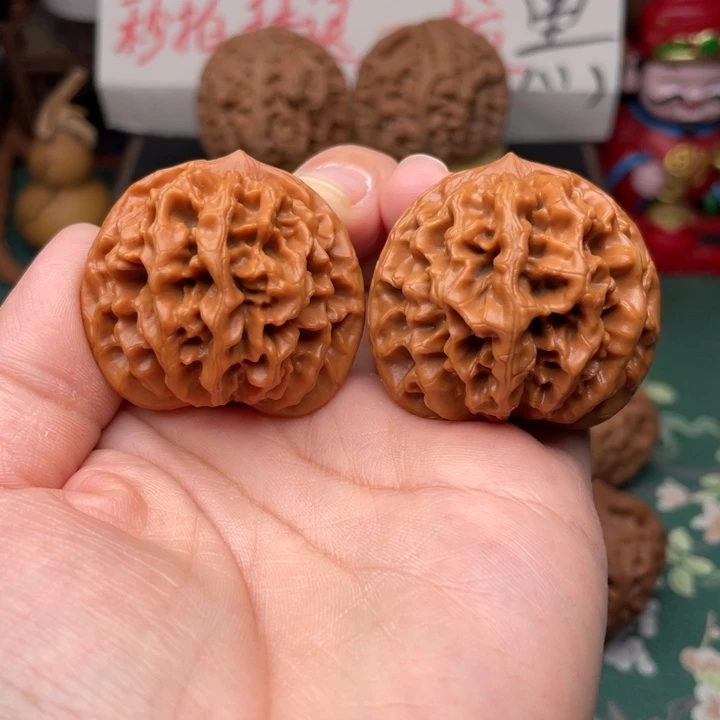 【闪购商品】把件文玩核桃40秦闷