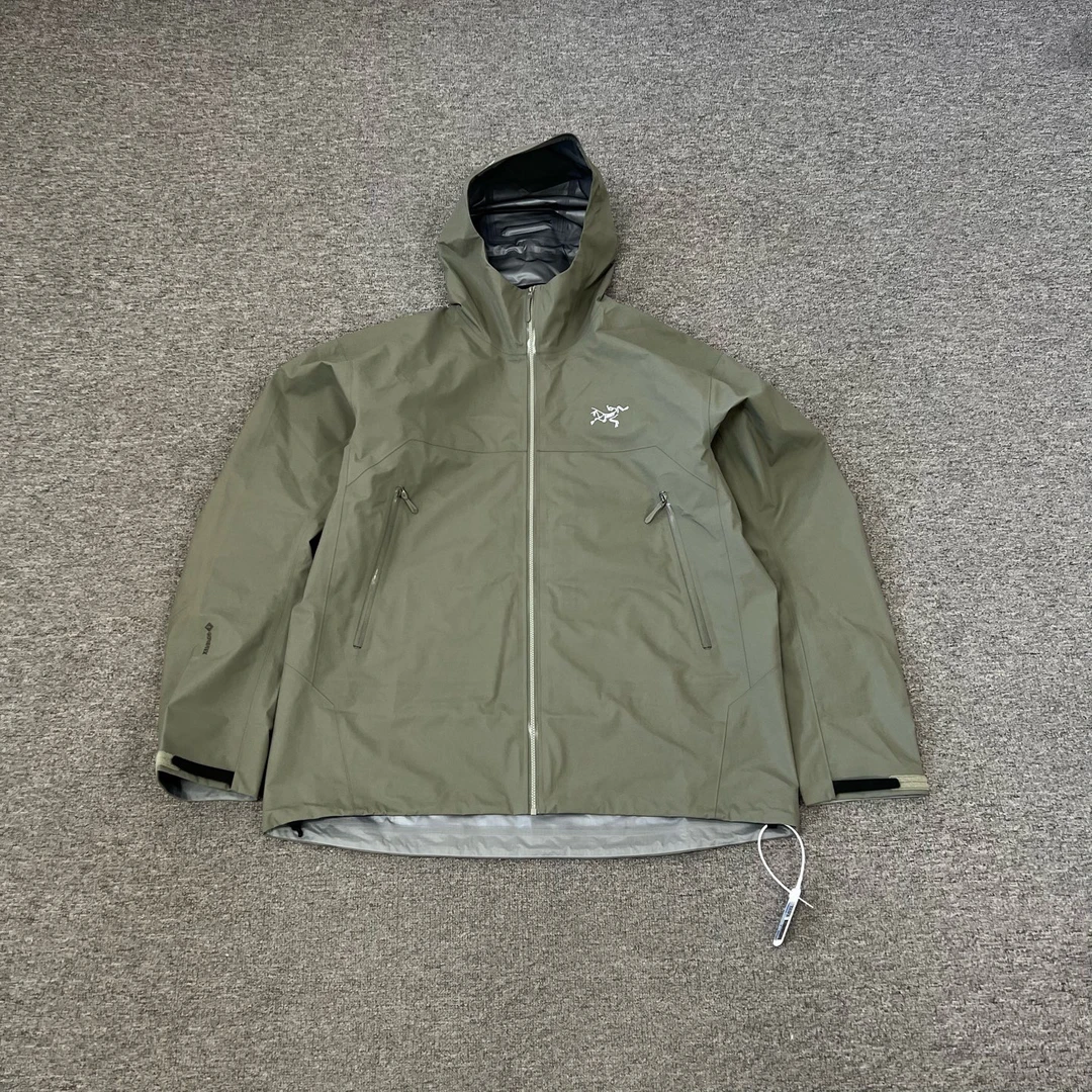 99新 ARC'TERYX/始祖鸟 Beta 幽雾绿 连帽冲锋衣 XL码