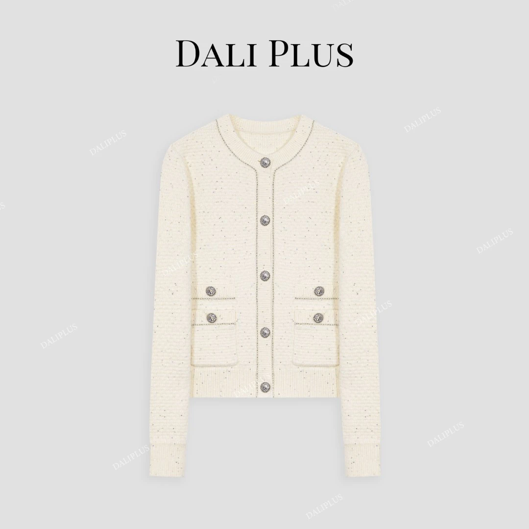 DALI PLUS25年新款 羊驼毛法式轻奢小香风米白色针织衫-D4XL0196
