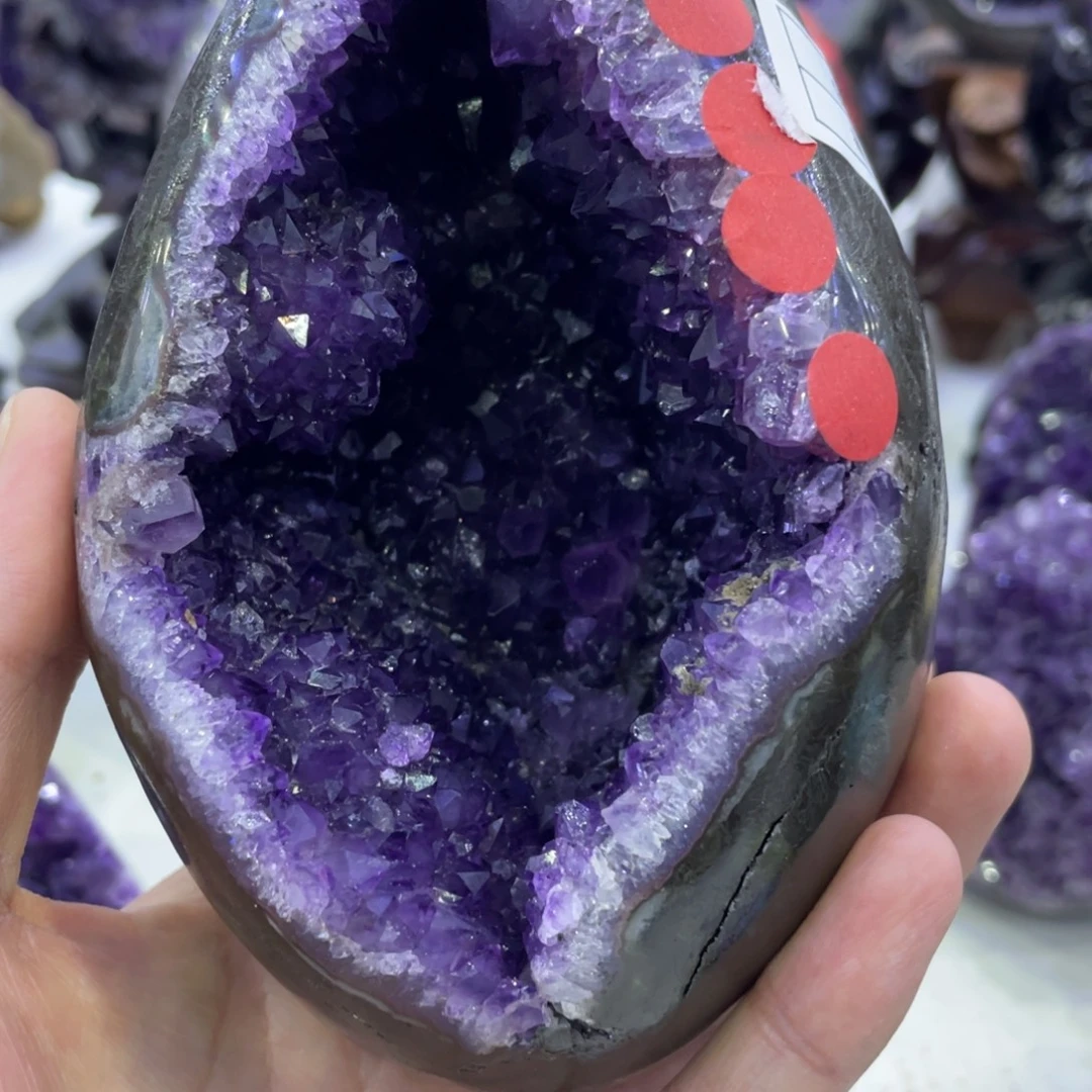 ****。珠宝半成品未镶嵌紫晶