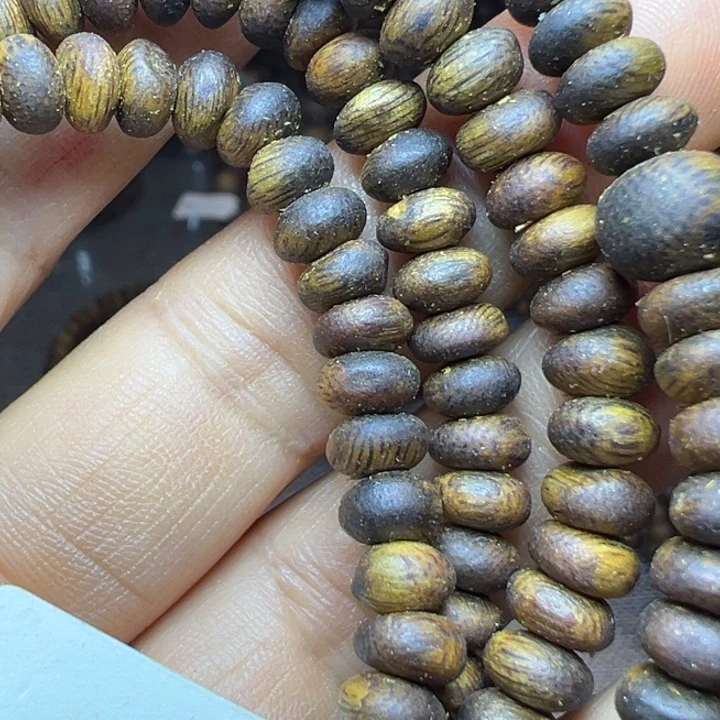 沉香碎屑沉香沉浮乌身0.6虫漏17.6克