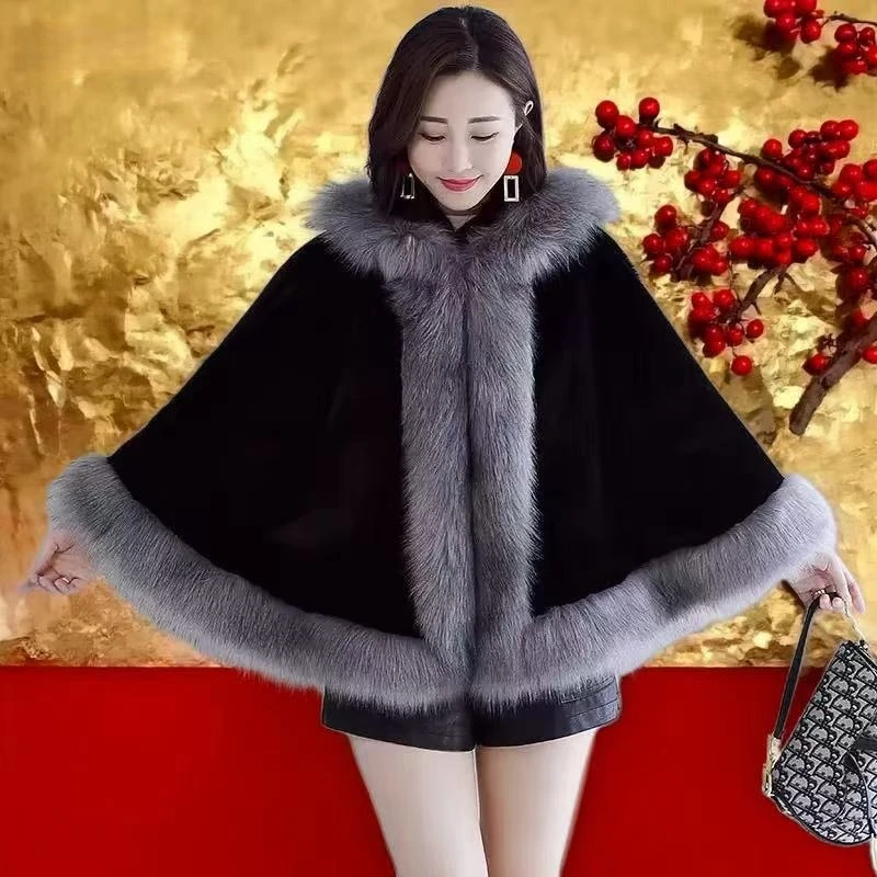 毛披肩斗篷白色新娘婚礼结婚披肩洋气保暖仿狐狸毛领外搭斗篷披肩