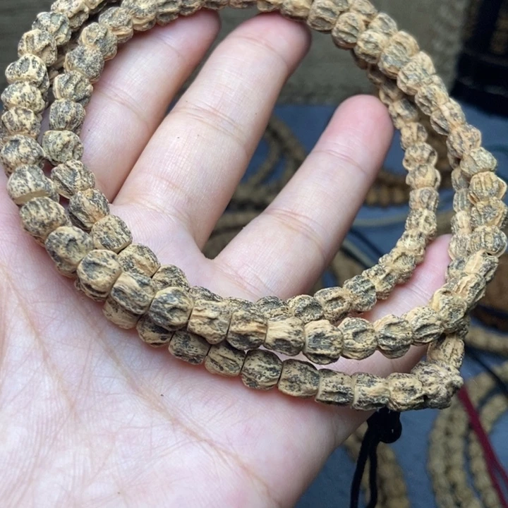 【闪购商品】吊坠柏香籽/百香籽