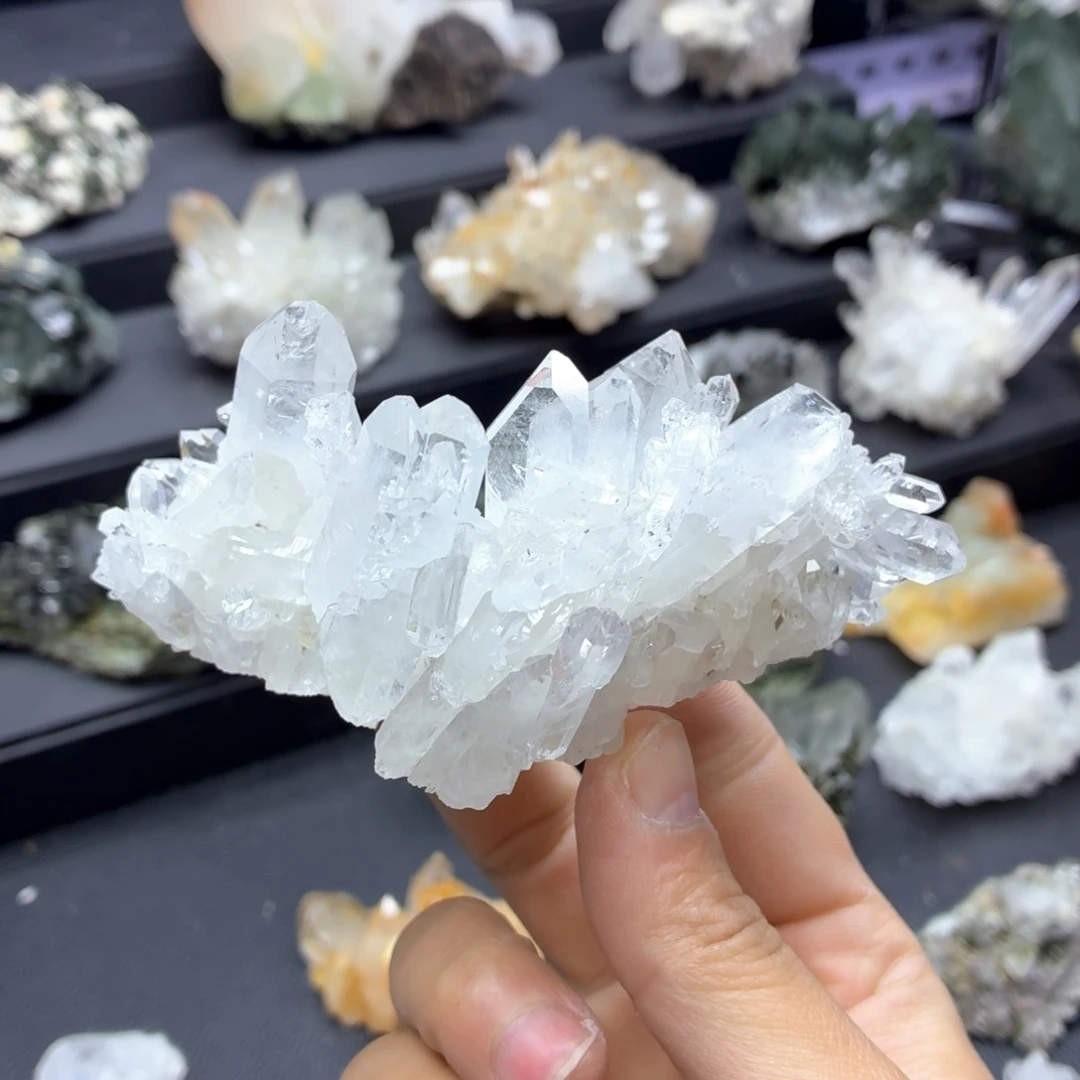 石材超白白水晶簇