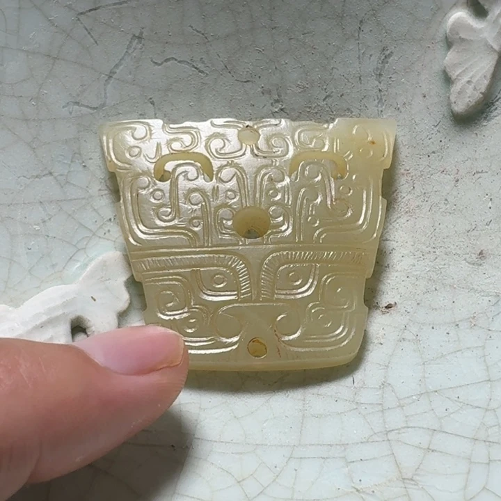 哄***哄瓷片双鱼青瓷开片大碗