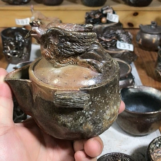 瓷片微瑕的凤凰宝瓶