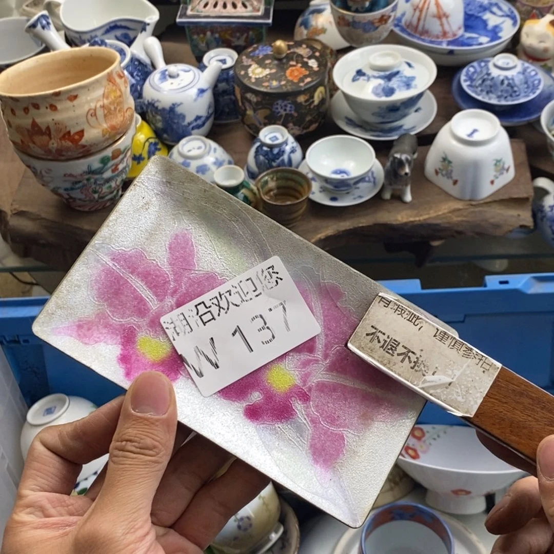 瓷器的一个人的时候我也岸