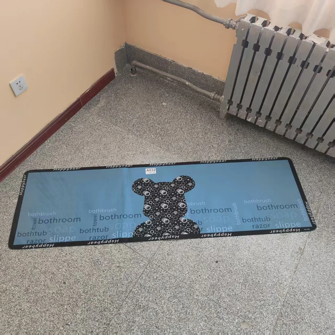 蓝色背景暴力熊地垫A032