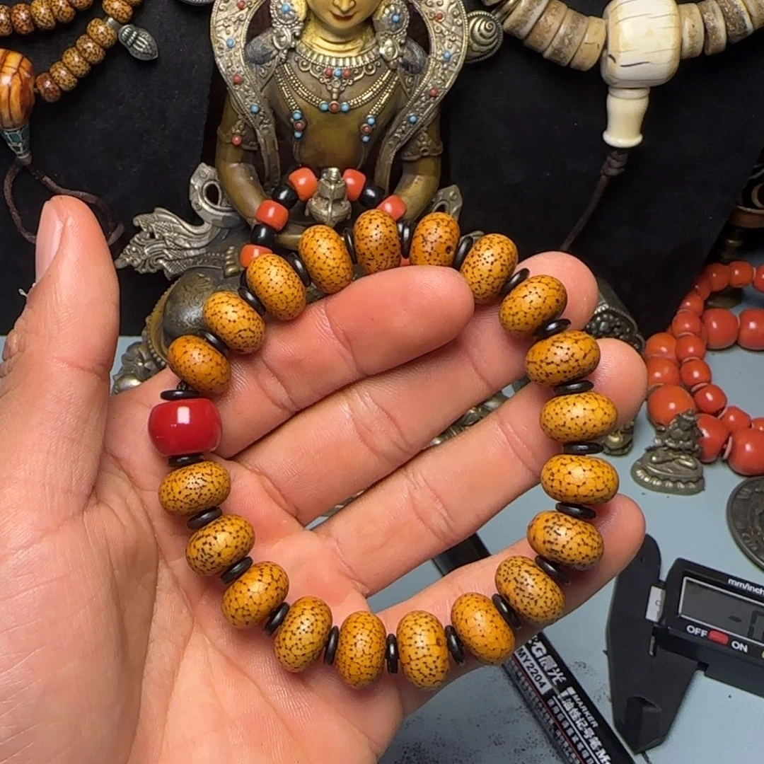 谈***衫格桑工艺坊直播间