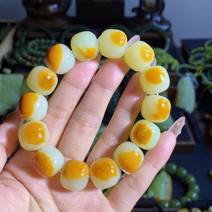 套链未镶嵌和田玉金*