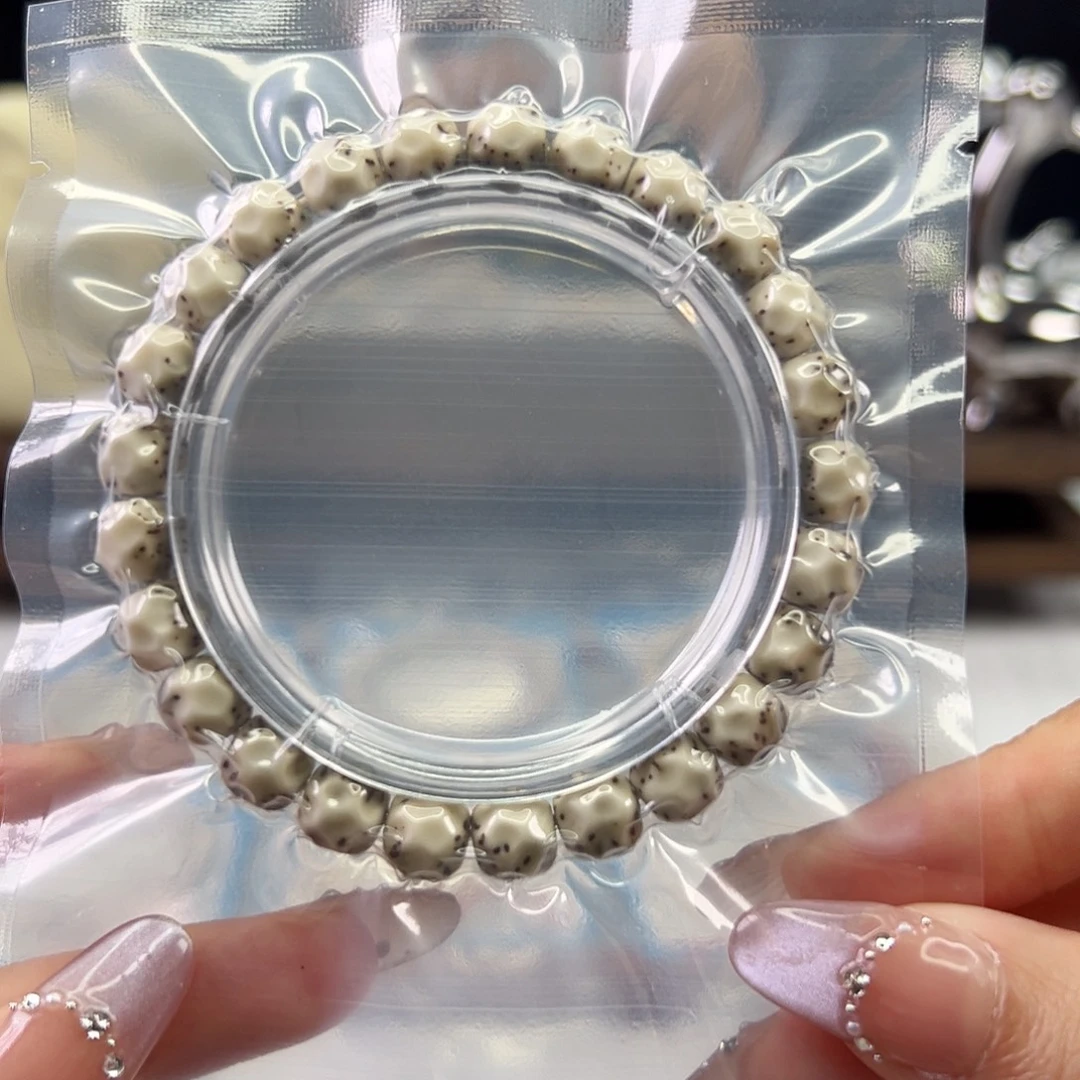 星月菩提手串小琴石玉料绿包白9x8河豚手工无相