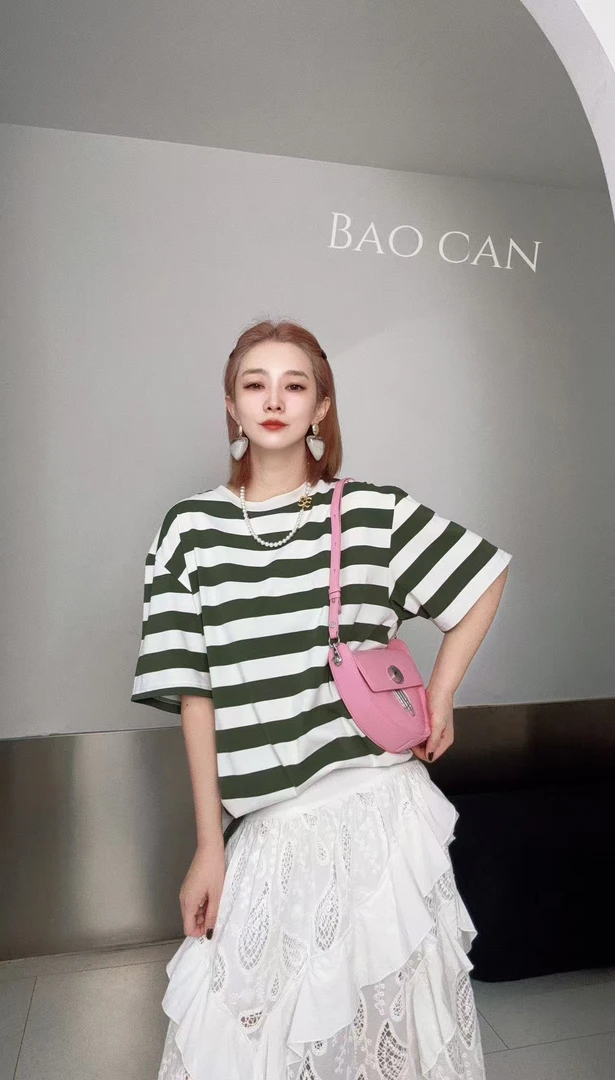 ANNAMOOER慵懒时尚直身H版型空气感廓形舒适条纹短袖T恤 绿白条纹