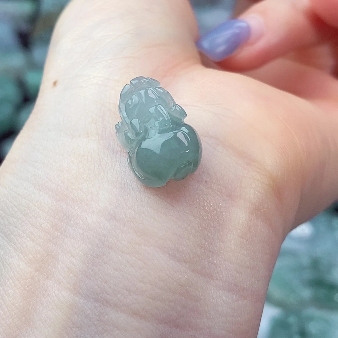 颈饰未镶嵌翡翠天然