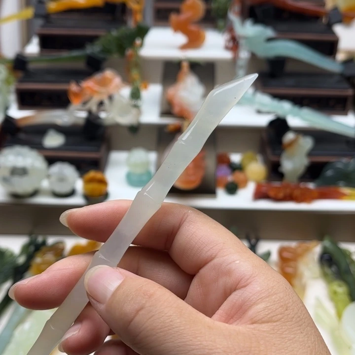 蛇纹石玉未镶嵌岫玉发簪