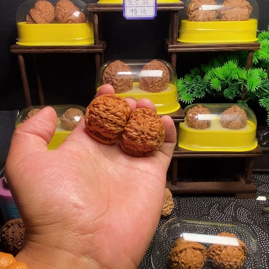 吊坠文玩核桃A****山球白39