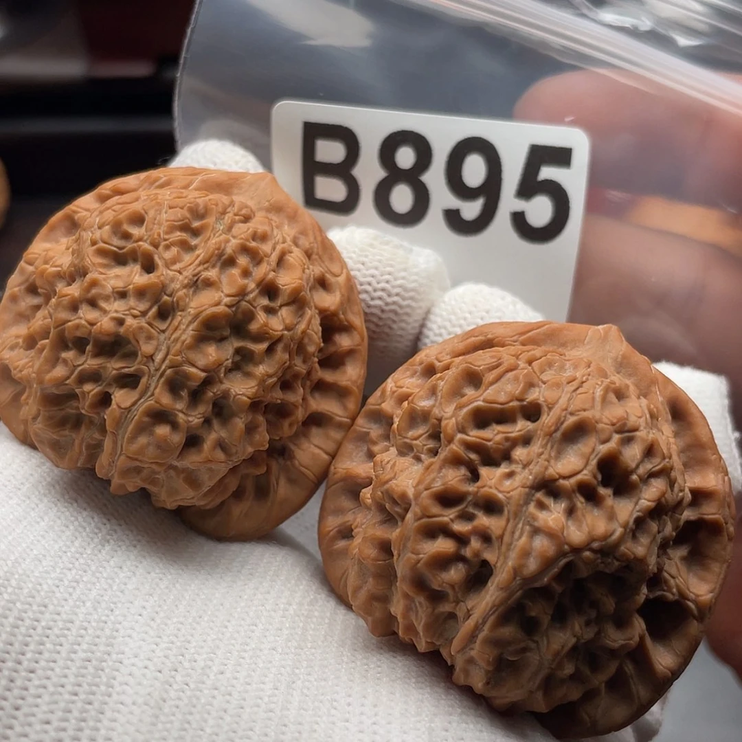 【闪购商品】文玩核桃吊坠温*B895血麒麟43