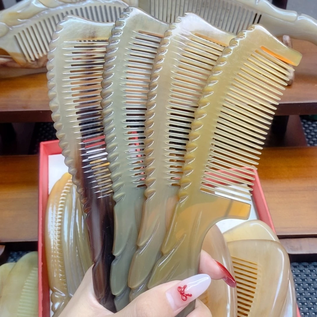 纯手工制作纯牛角梳子