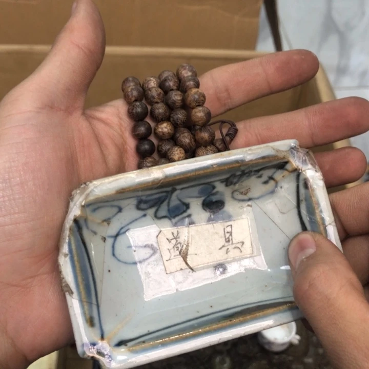 陶瓷孤品单件车里拍