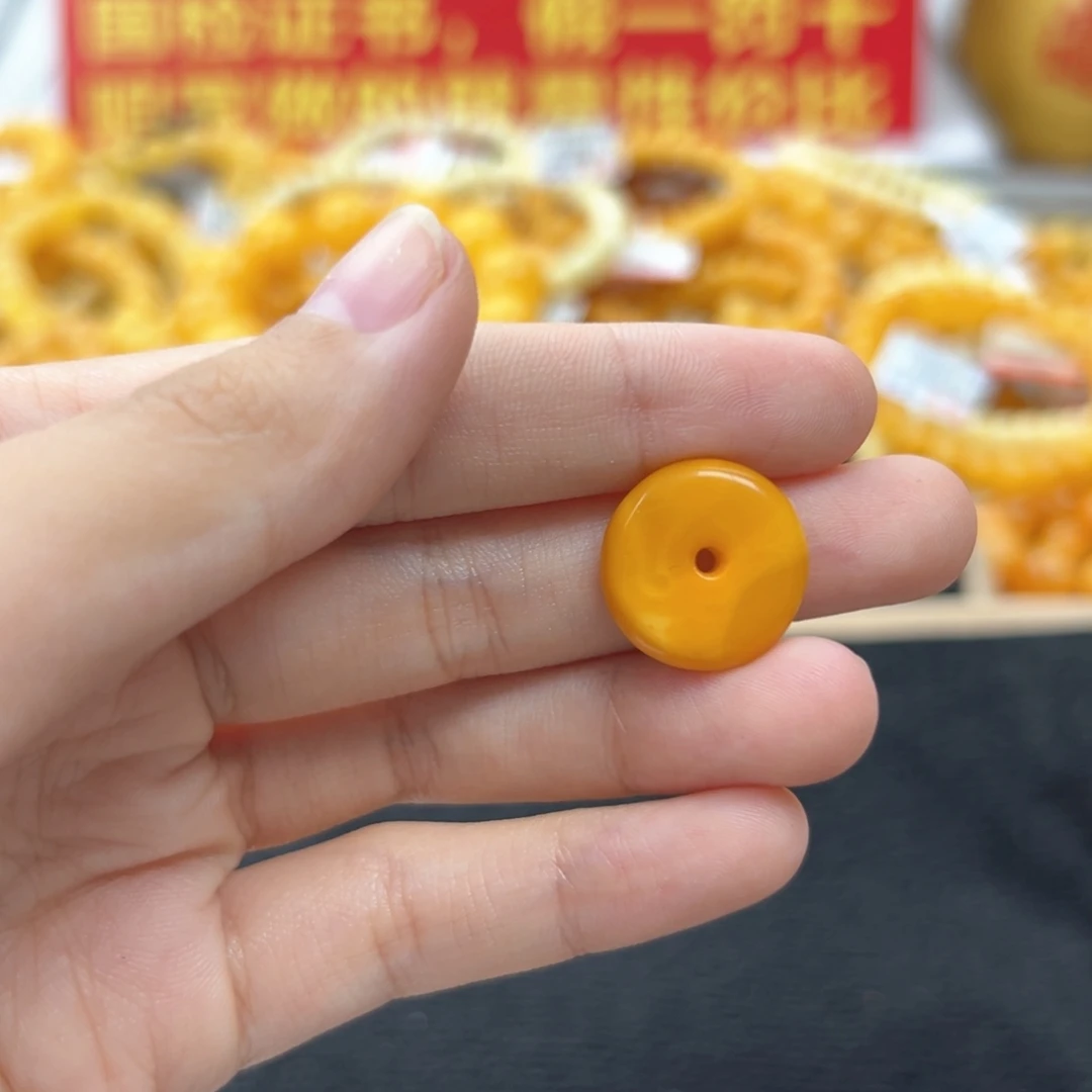 琥珀未镶嵌珠宝奇石