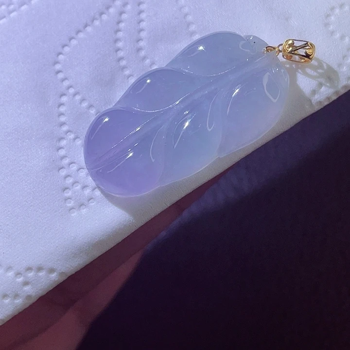 颈饰18K金镶嵌翡翠翡翠