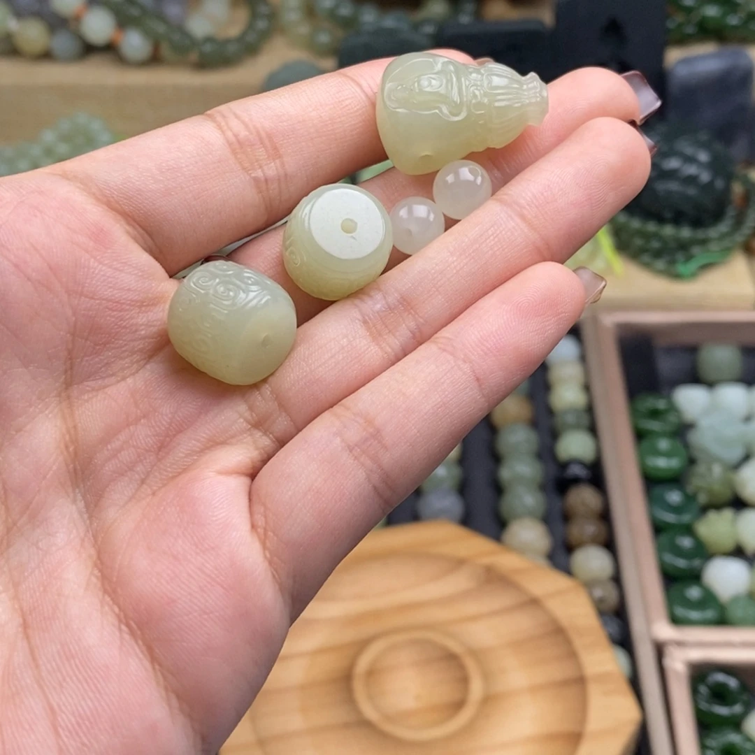 未镶嵌和田玉珠宝半成品