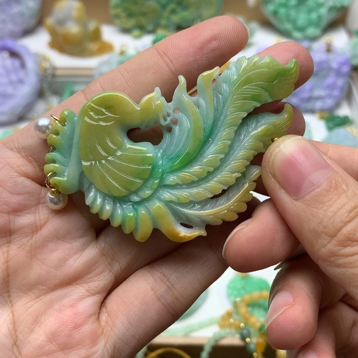 颈饰未镶嵌翡翠诗*翡翠