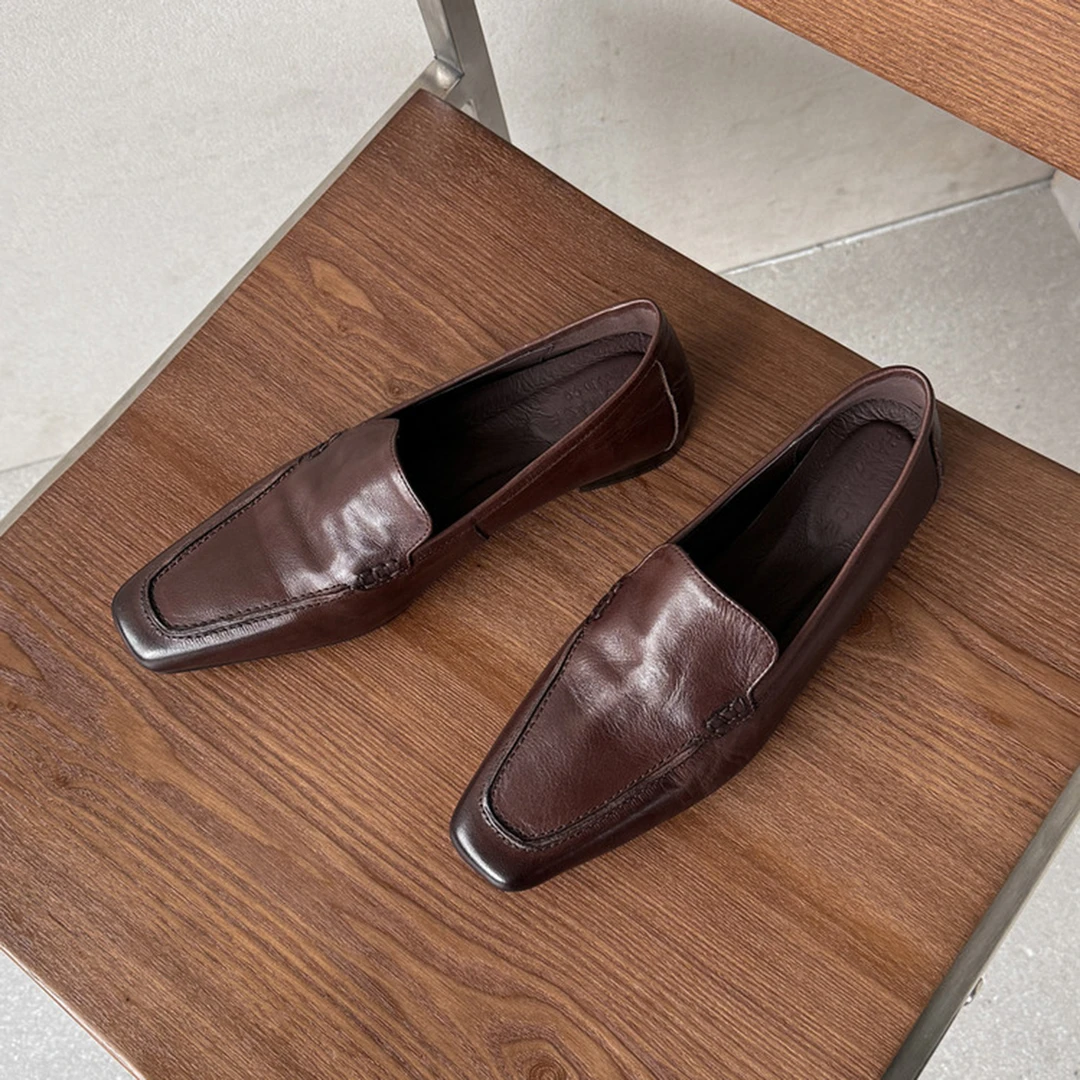 真皮低跟小方头平底乐福鞋女2026早春新款复古英伦通勤单鞋豆豆鞋