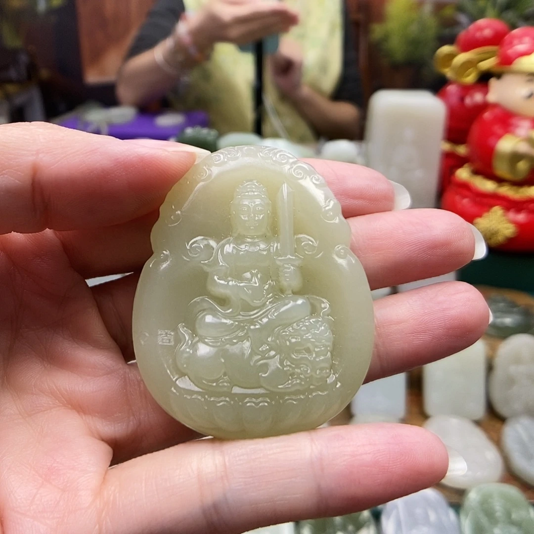 锅***肉和田玉未镶嵌颈饰