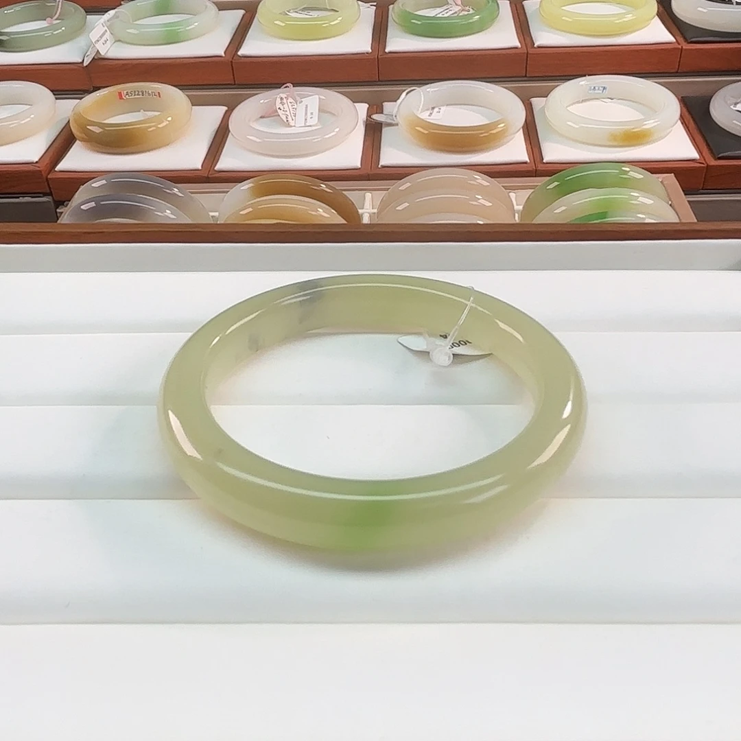 和田玉未镶嵌手镯58冰猫