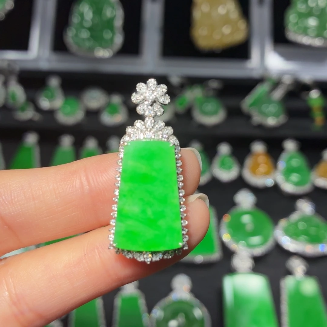 翡翠18K金镶嵌吊坠(不含链)109号