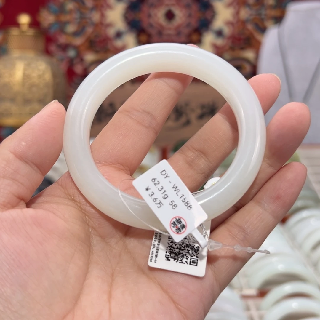 和田玉未镶嵌手镯时尚和田玉手镯