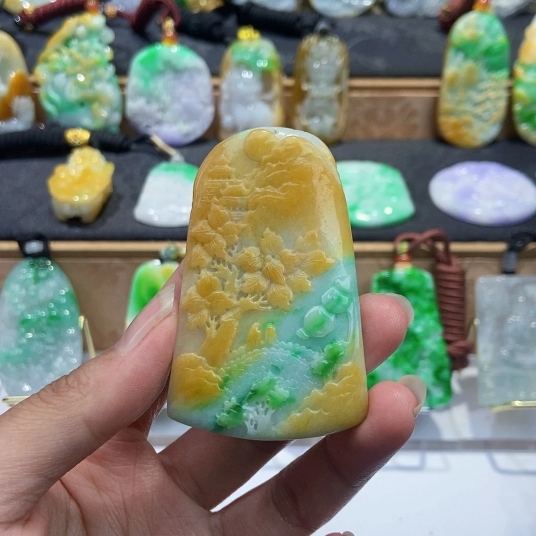 定制翡翠未镶嵌山水