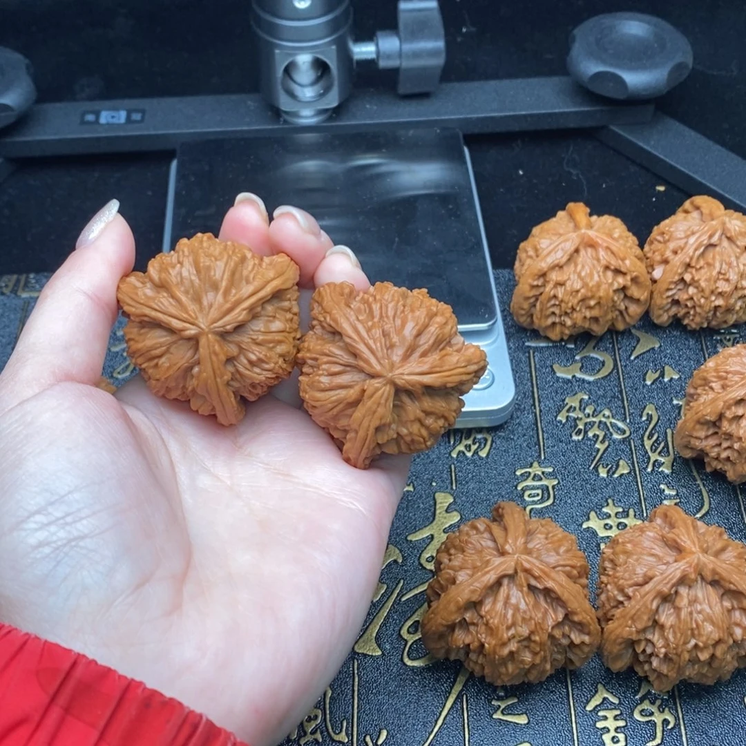 张***三文玩核桃吊坠1111111111111