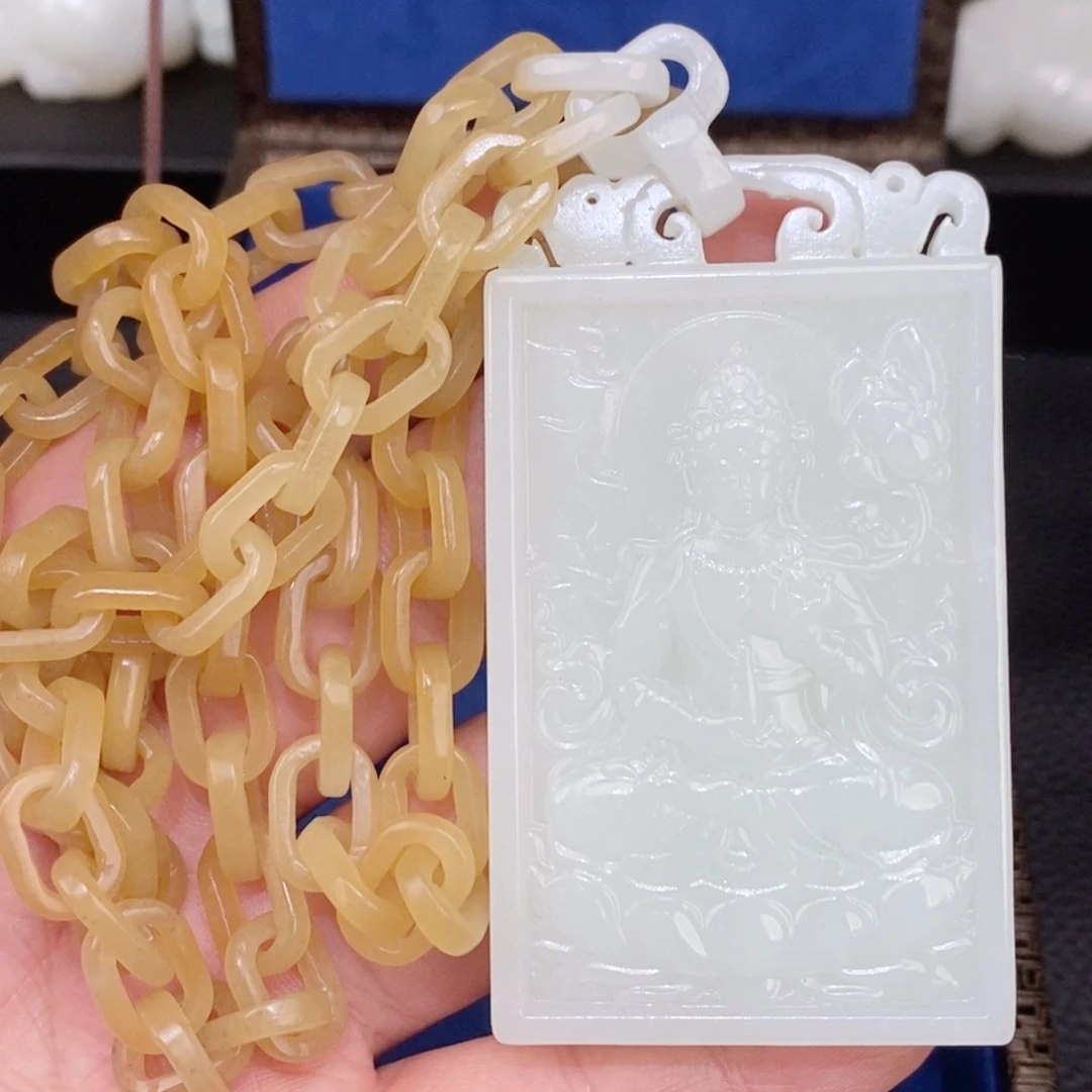 颈饰未镶嵌和田玉