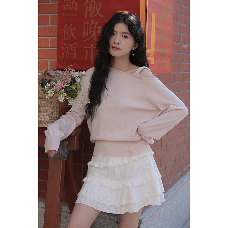 觅定粉色斜肩露肩针织衫女春chic韩系气质温柔风减龄上衣WS52530