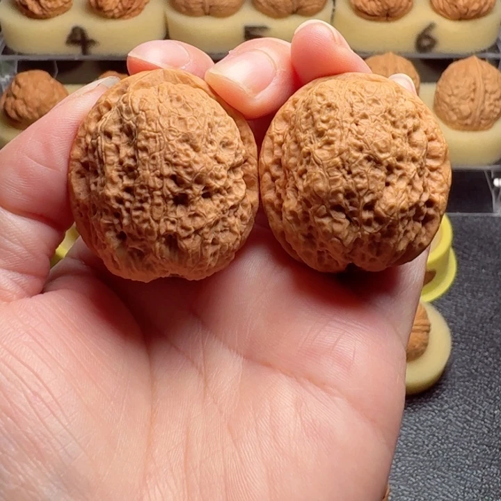 文玩核桃把件28号车