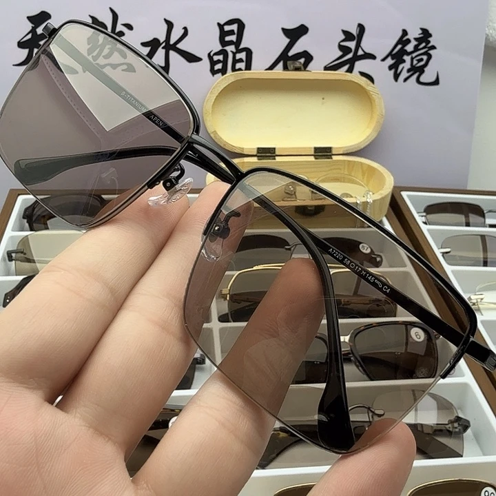 半框款天然水晶石头镜，假一赔一万元