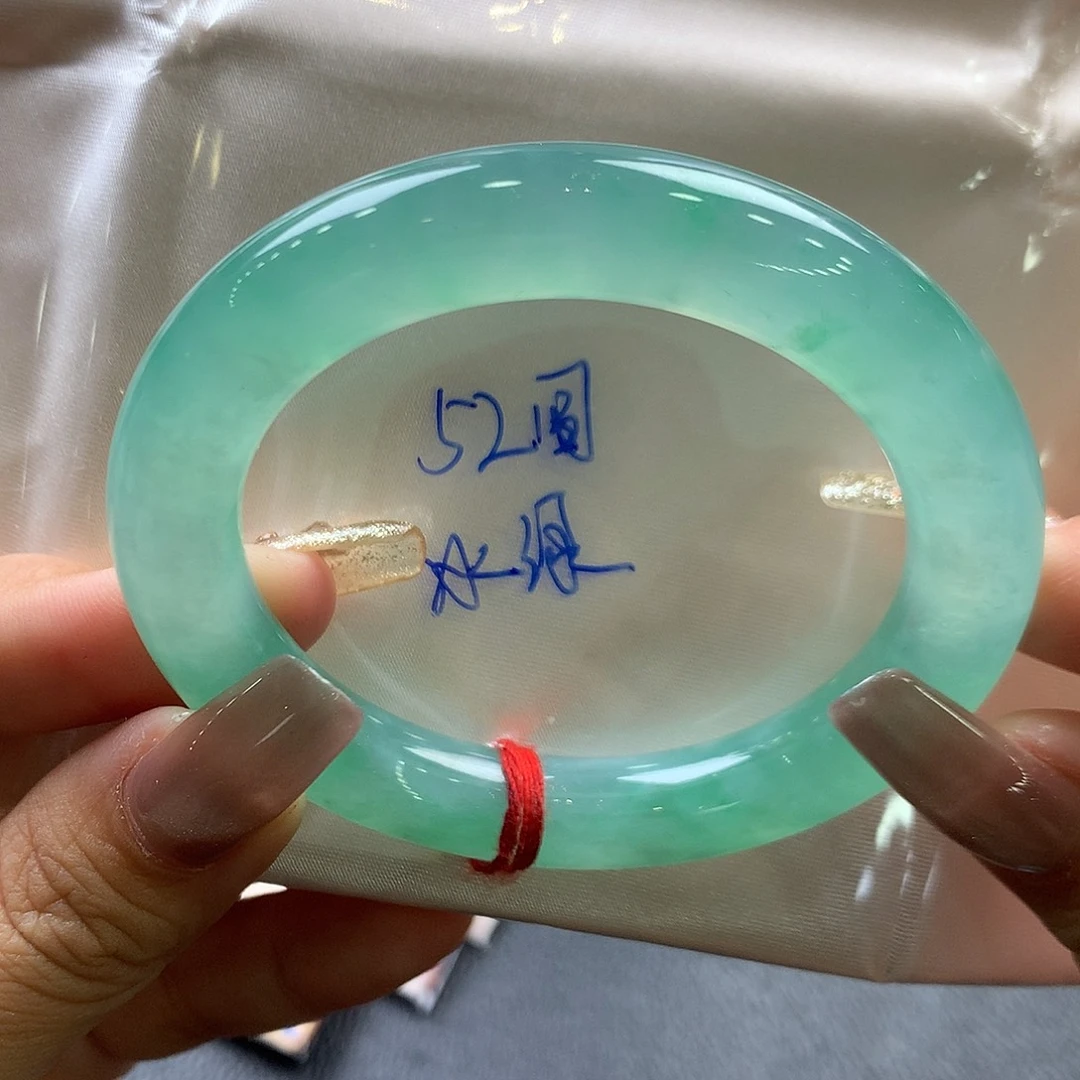 翡翠未镶嵌手镯52圆条