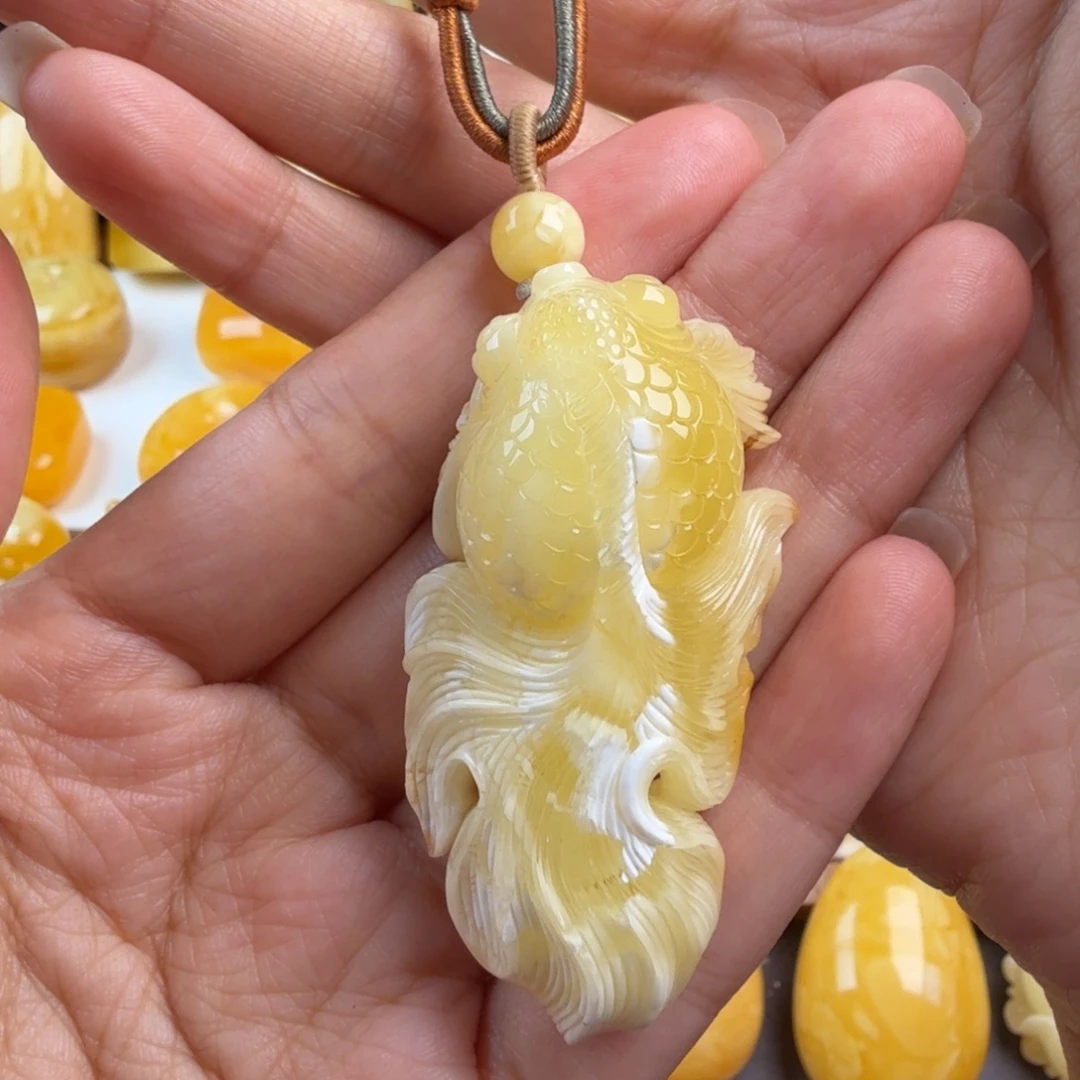 琥珀未镶嵌颈饰纯天然琥珀蜜蜡无优化