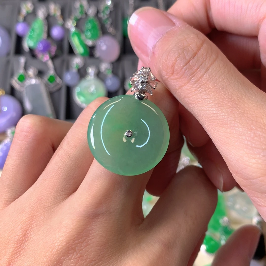 翡翠18K金镶嵌吊坠(不含链)