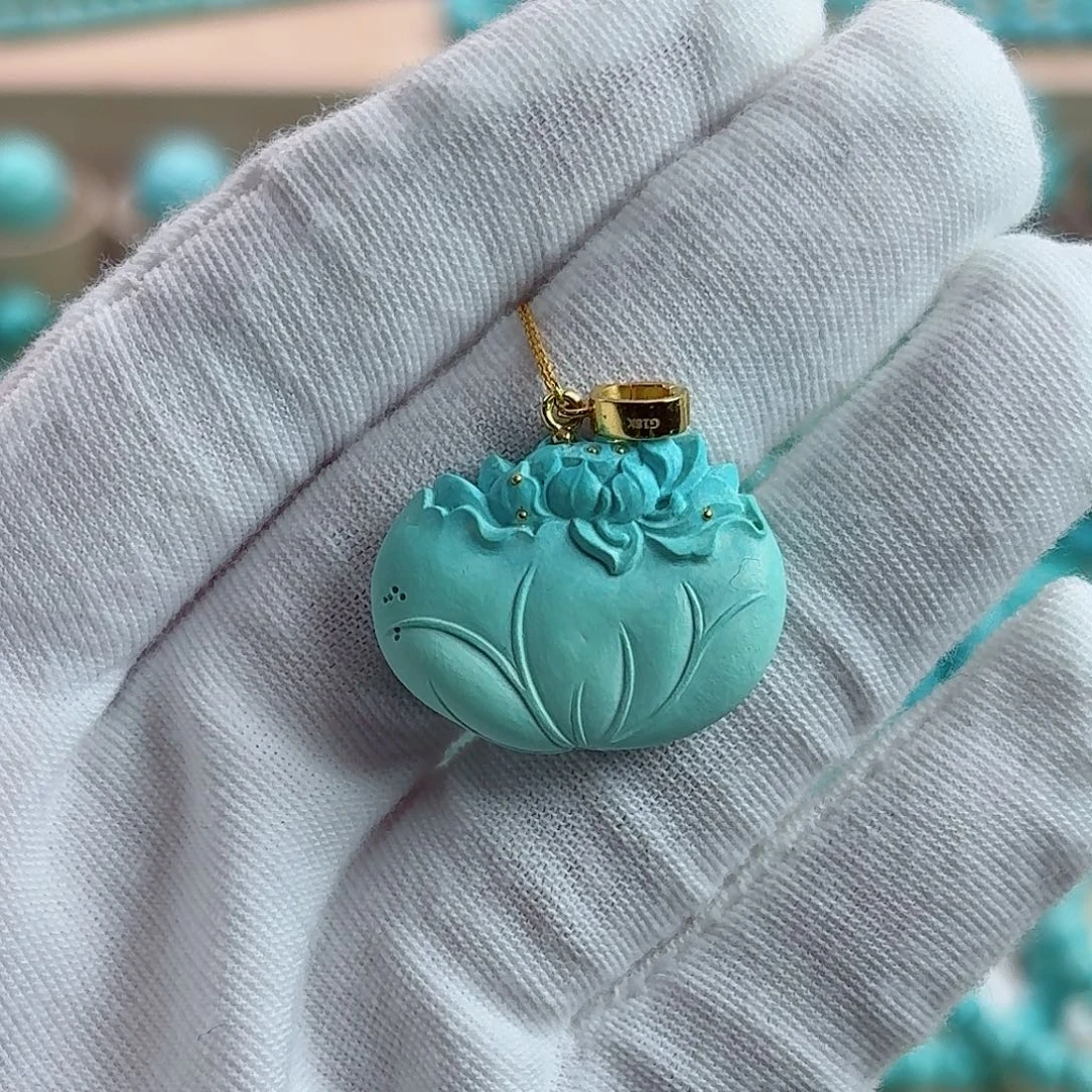 绿松石18K金镶嵌珠宝奇石