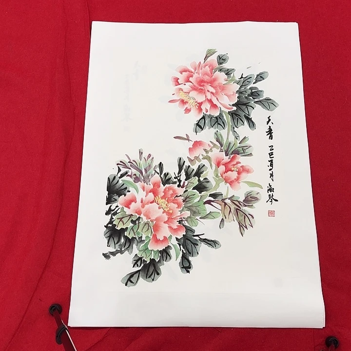 国画花鸟等图案和造型都非常