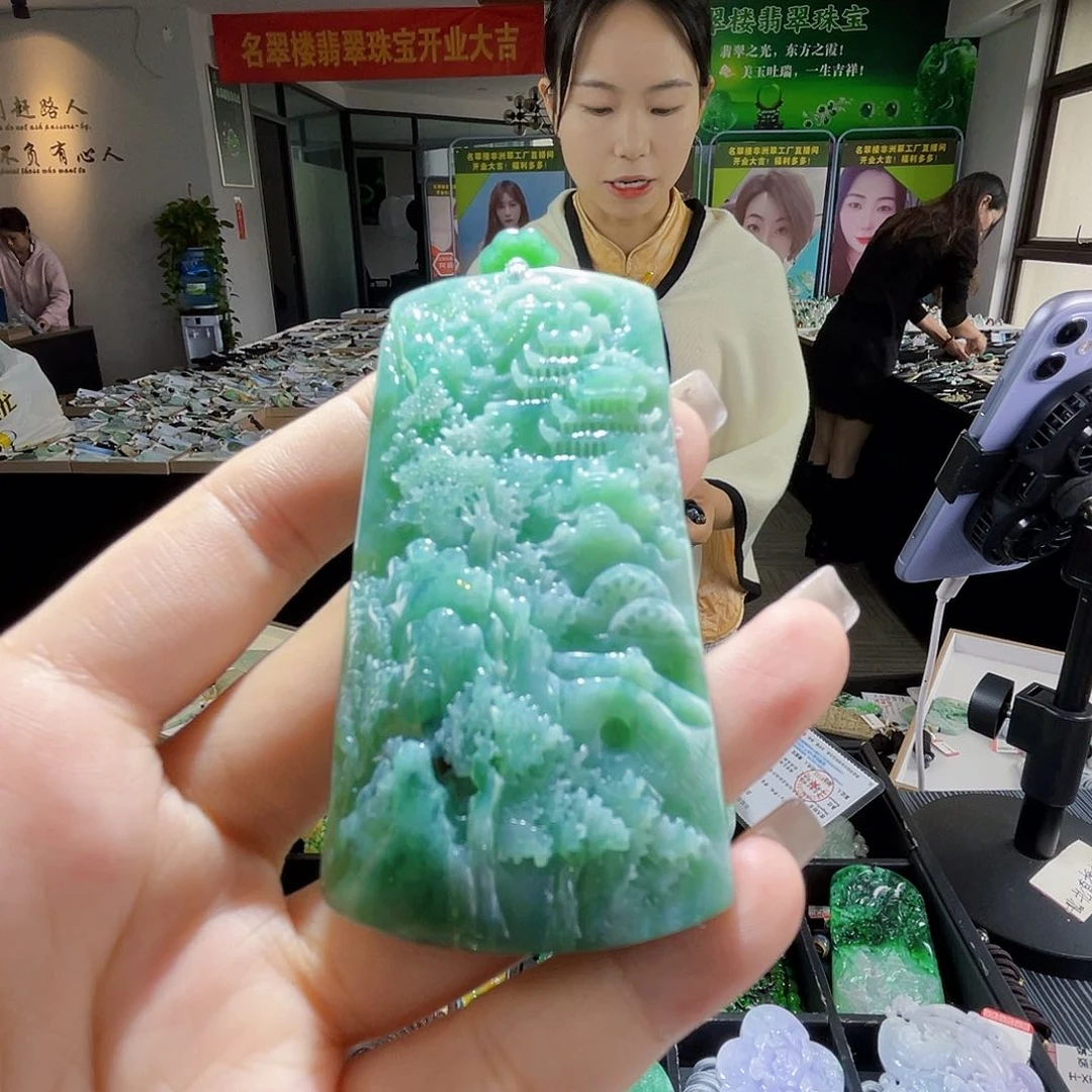 颈饰未镶嵌翡翠一