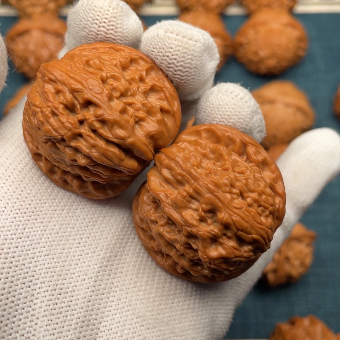 把件文玩核桃38红皮老树球磨