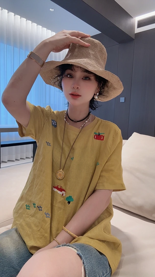 FANYE 2025夏季新款设计感刺绣图案短袖25083